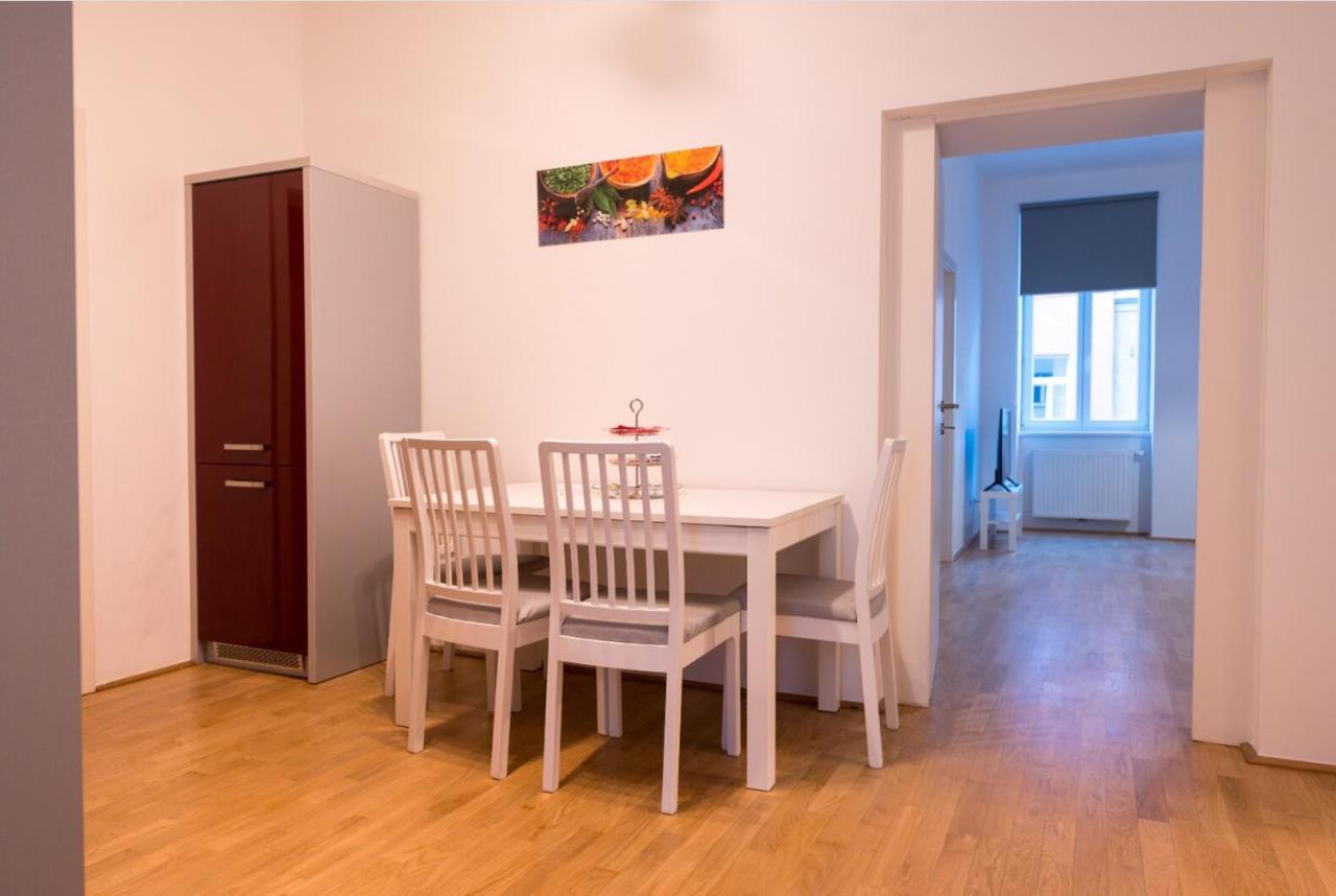 Charming Flat & Balcony Near Central Station L Bg5 Vienna Exterior photo