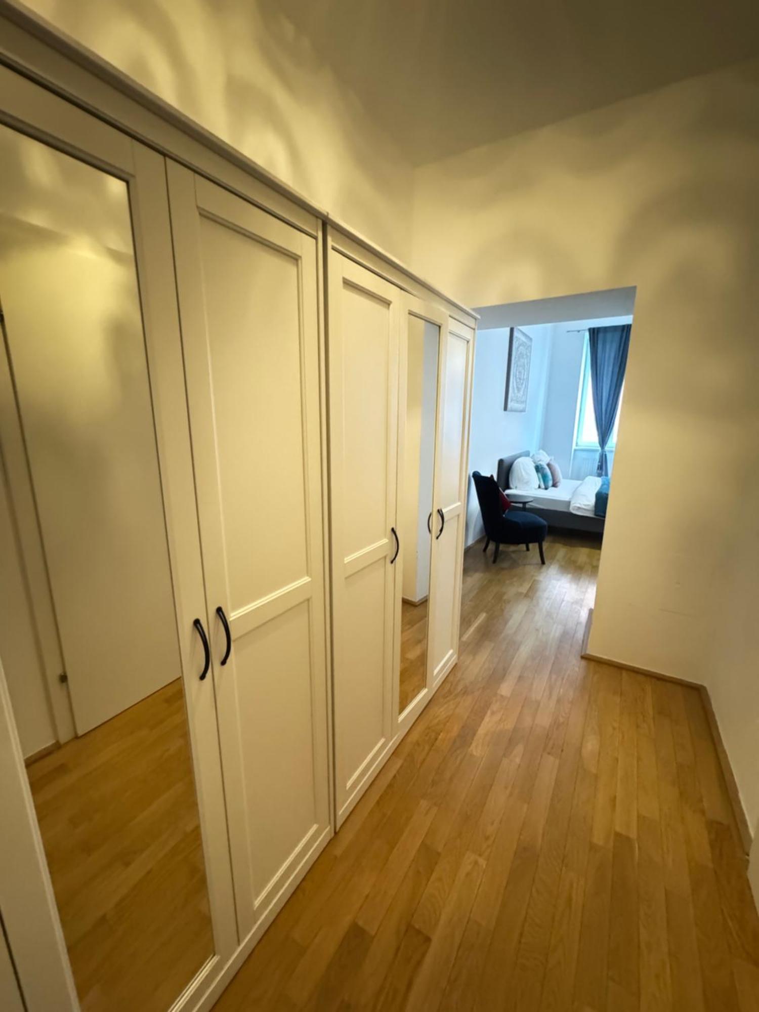 Charming Flat & Balcony Near Central Station L Bg5 Vienna Exterior photo