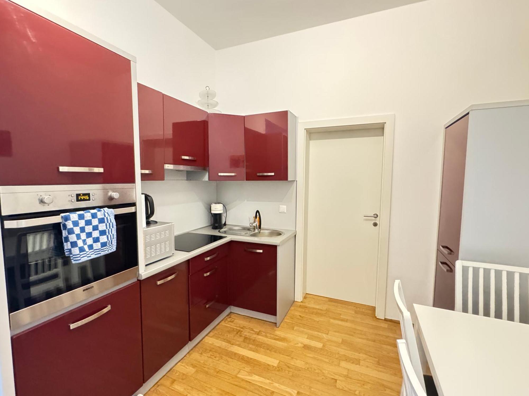 Charming Flat & Balcony Near Central Station L Bg5 Vienna Exterior photo