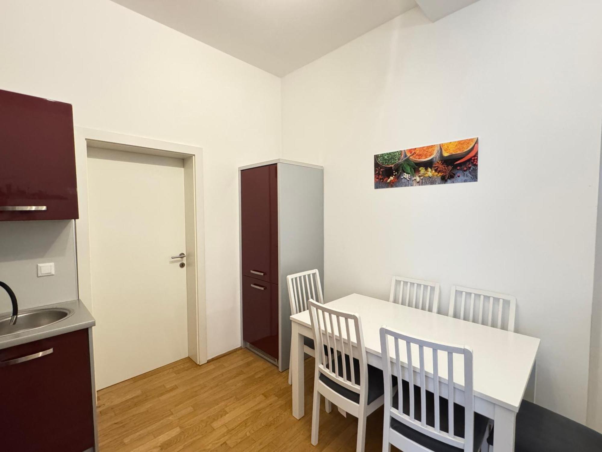 Charming Flat & Balcony Near Central Station L Bg5 Vienna Exterior photo